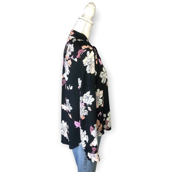 Astr The Label Tie Neck Long Sleeve Blouse Top Size S Black Pink Floral Sheer - Picture 9 of 13